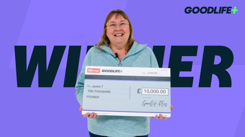 She couldn't believe it... Jackie wins £10,000!